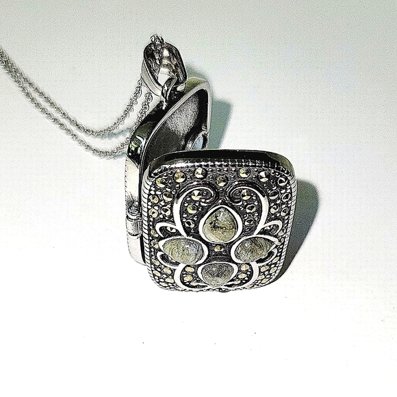 NEW! Malagasy Labradorite & Swiss Marcasite Pendant in Black Oxidized Stainless - Picture 10 of 15